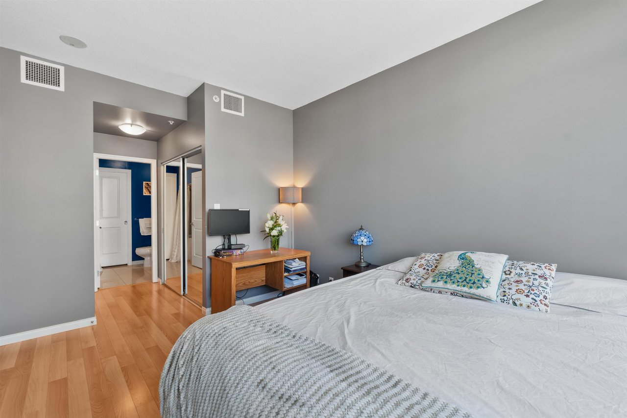 1004-1211 Melville Street, Vancouver