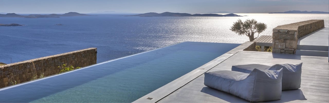 Splash into Summer: 6 Homes with Infinity Pools