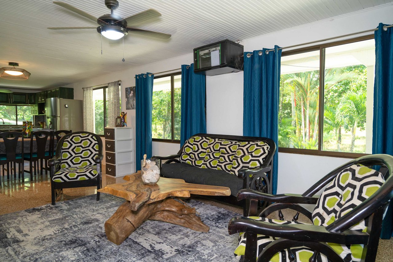Three home stunning estate close to Quepos