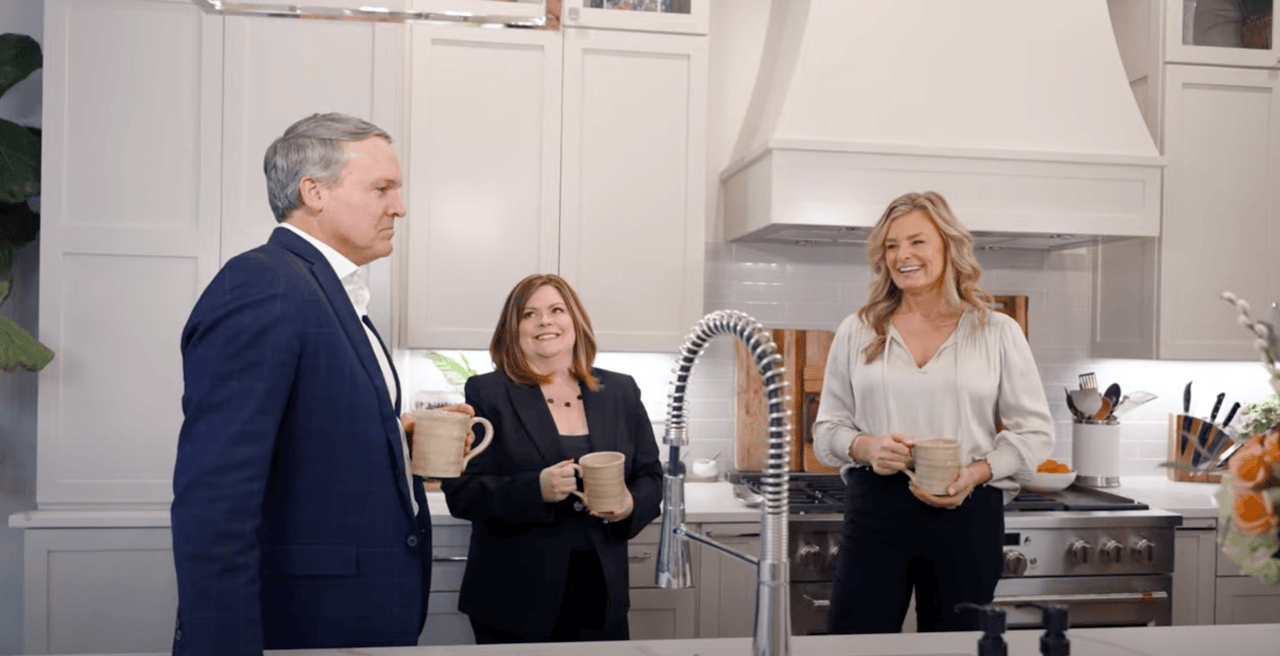 Experience the essence of Louisville through Laura's eyes as she shares her love for this dynamic city in her latest video