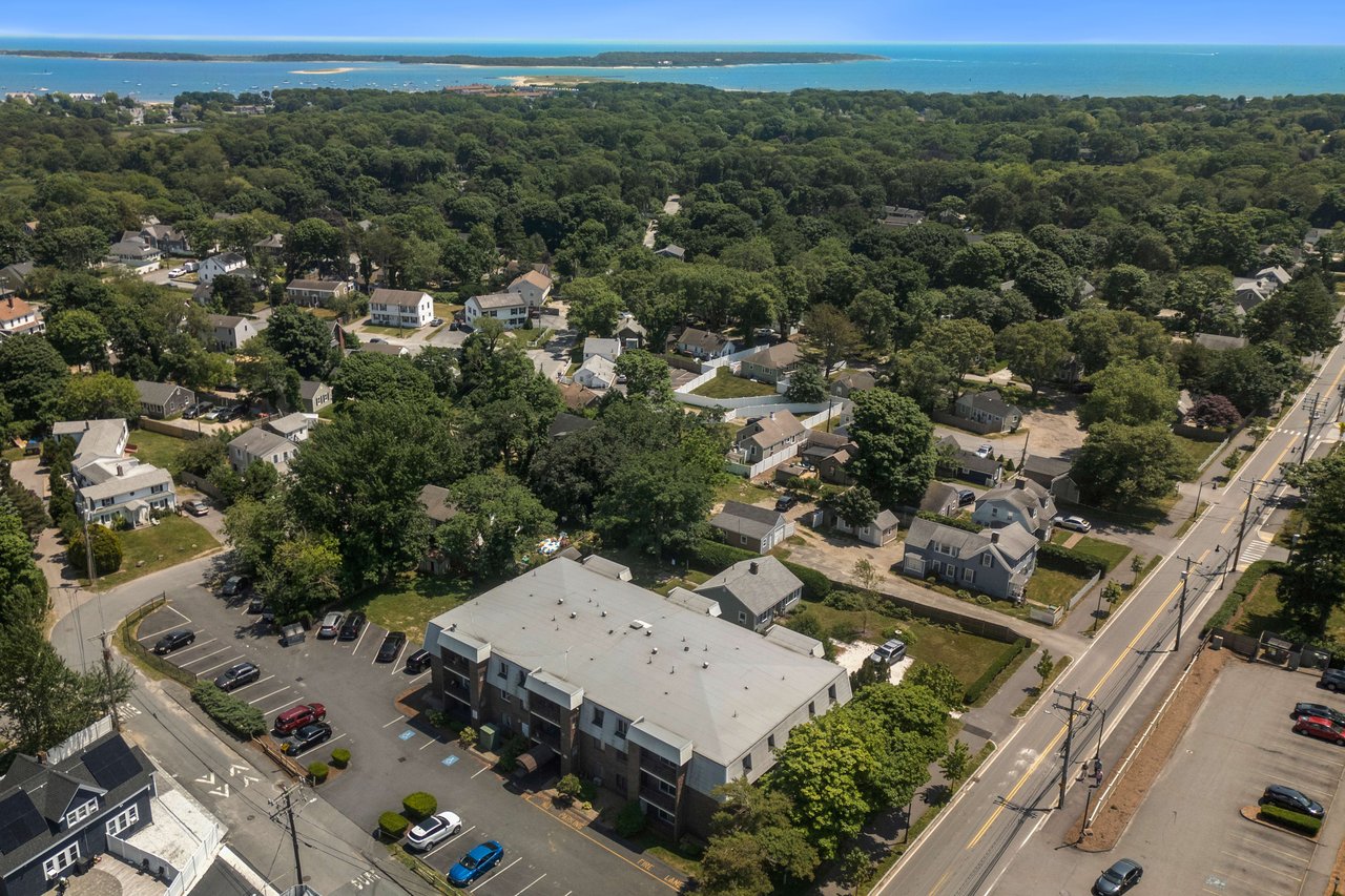 Convenient Hyannis Condo 