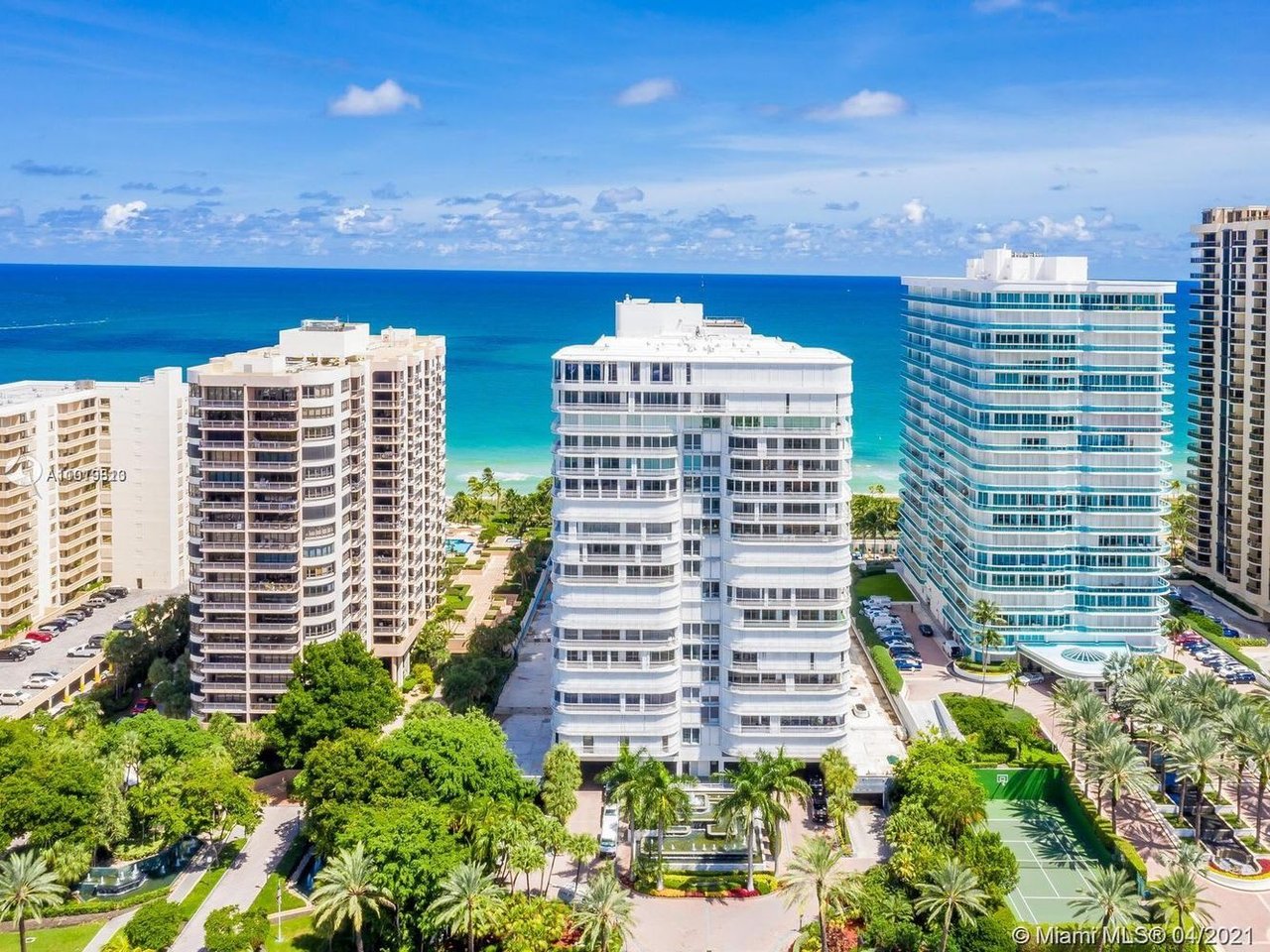 10155 Collins Ave APT 1607