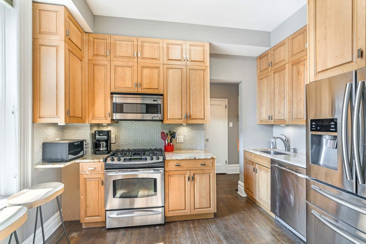 255 W 108th St #9-DE