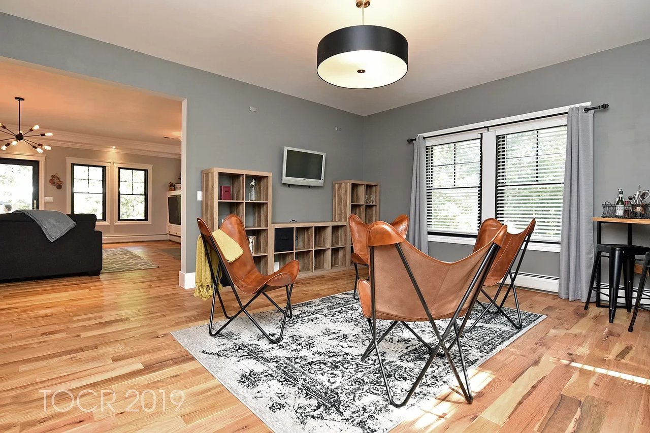 18 Skytop Dr