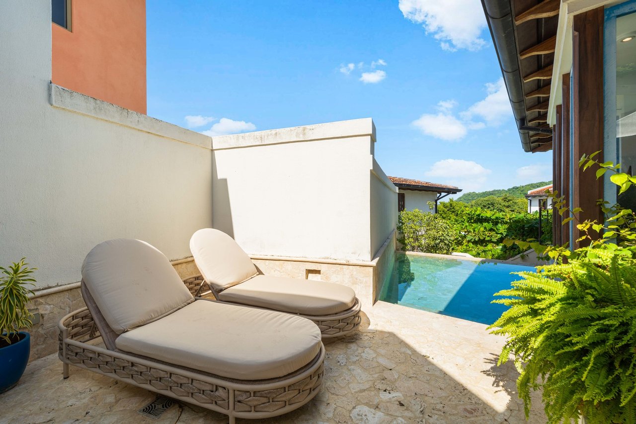 Refined Beach Colonial Residence, Flamingo, Guanacaste