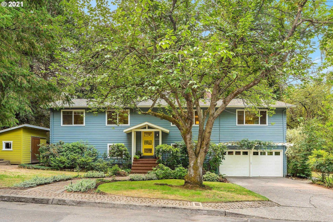 3226 SW MITCHELL CT