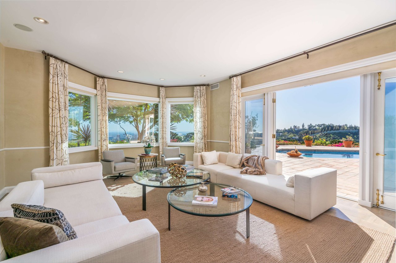 1501 Tower Grove Dr, Beverly Hills