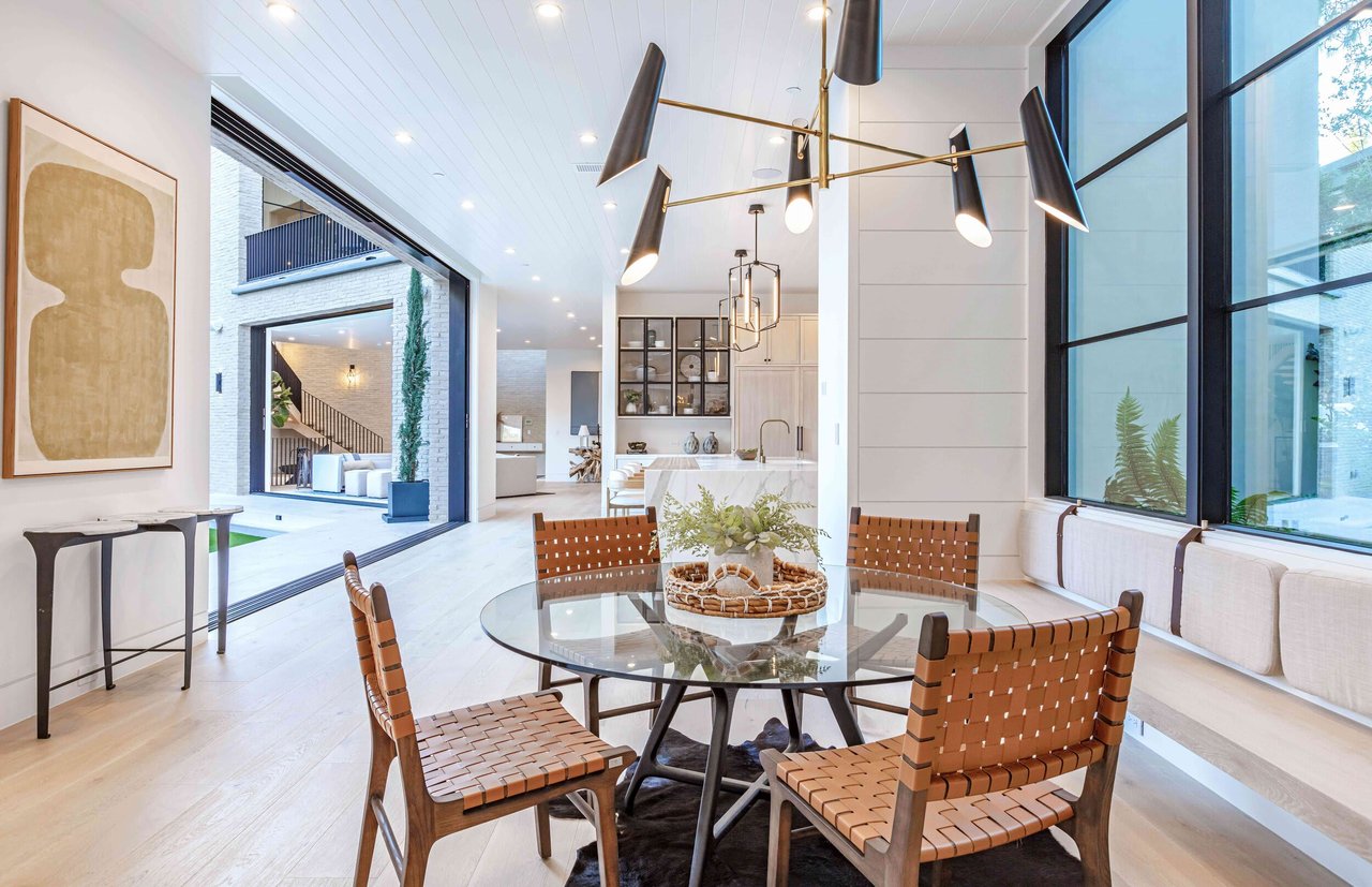 1054 Angelo Dr, Beverly Hills