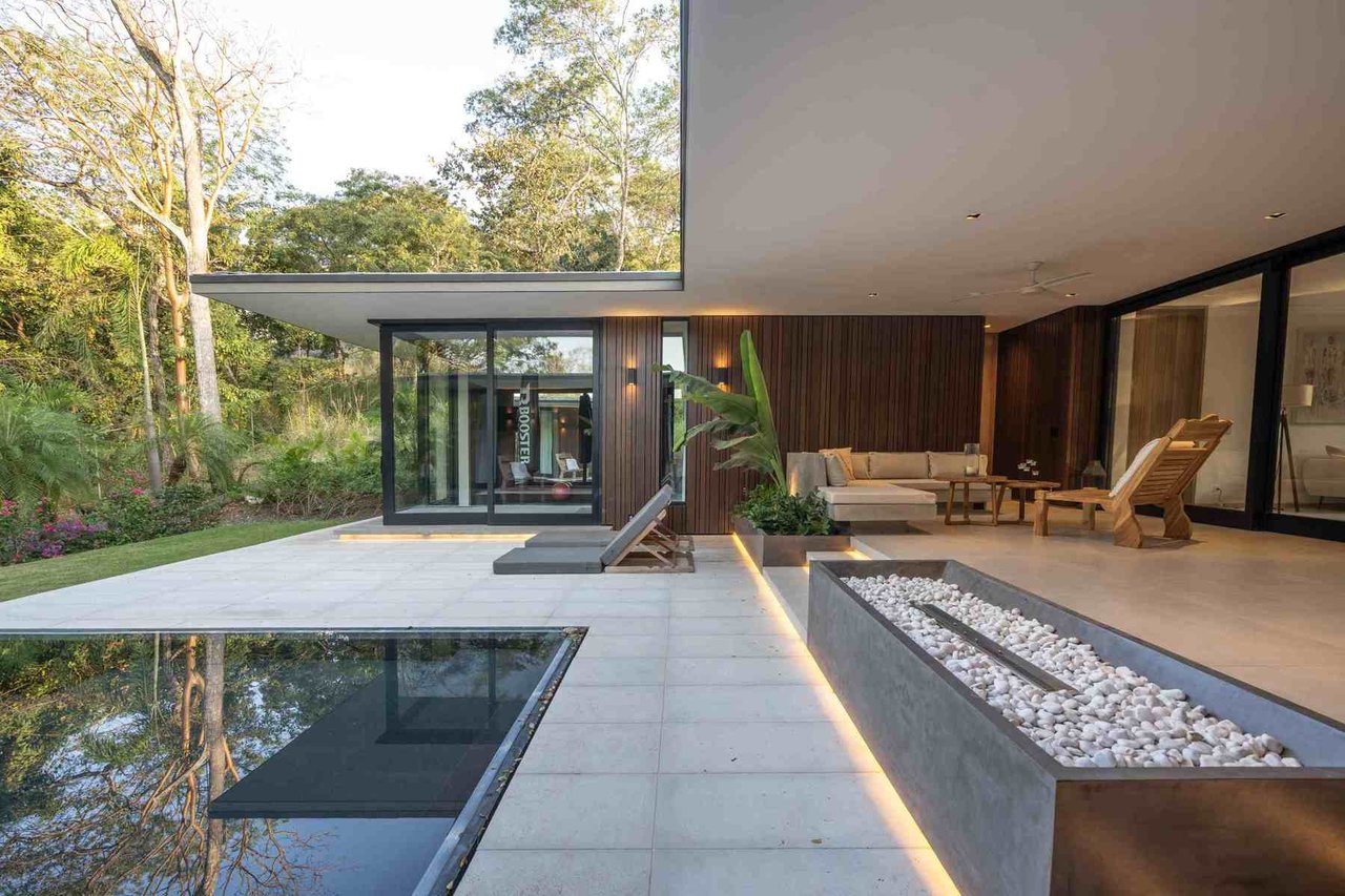 Contemporary Coastal Pool Home, Tamarindo, Guanacaste