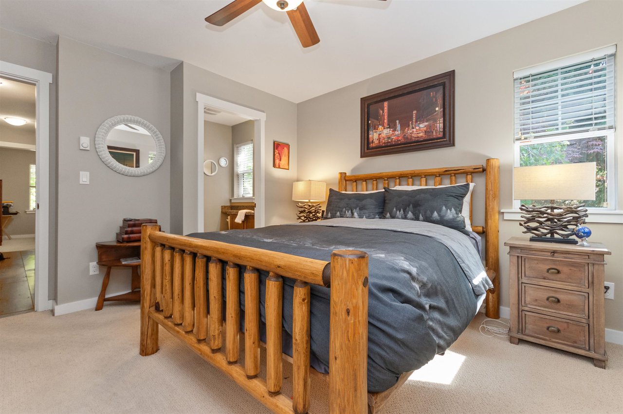 1907 Ravenwood Trail
