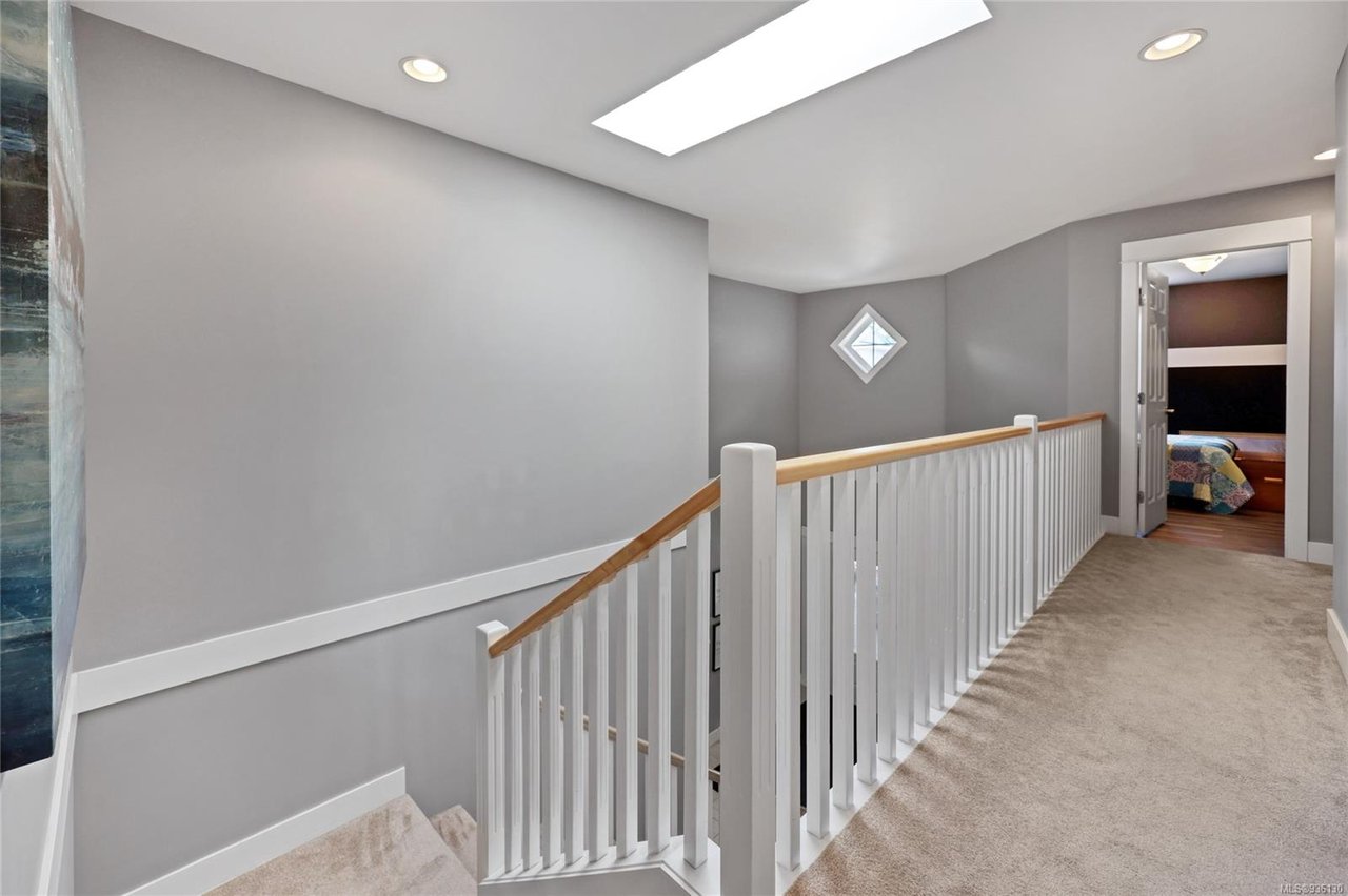 4138 Hatfield Rd