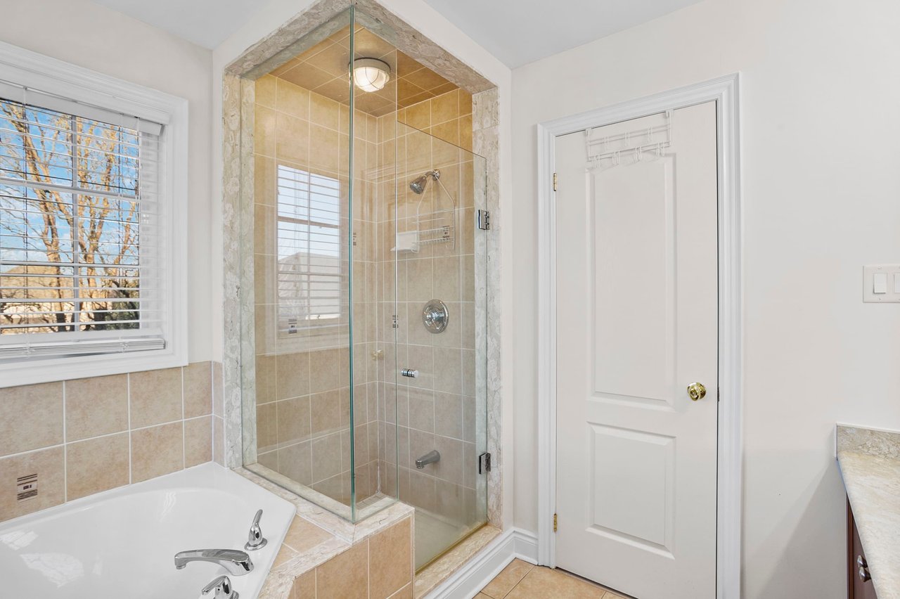 Upper Thornhill Estates