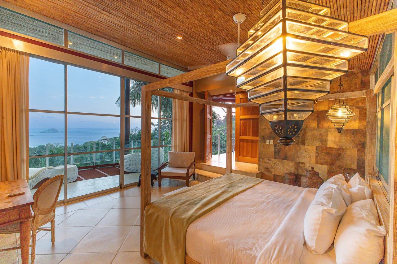 Luxury Mountain and Ocean View Villa, Manuel Antonio, Puntarenas