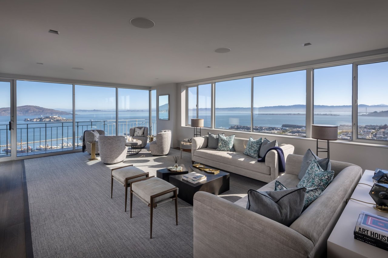 Jay Jeffers-Designed Bay View Apartment on Russian Hill