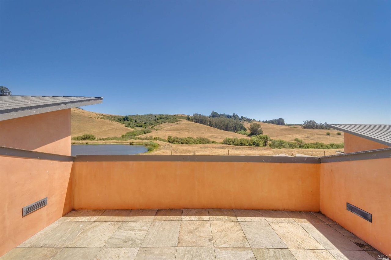 1100 Vly Frd Freestone Rd