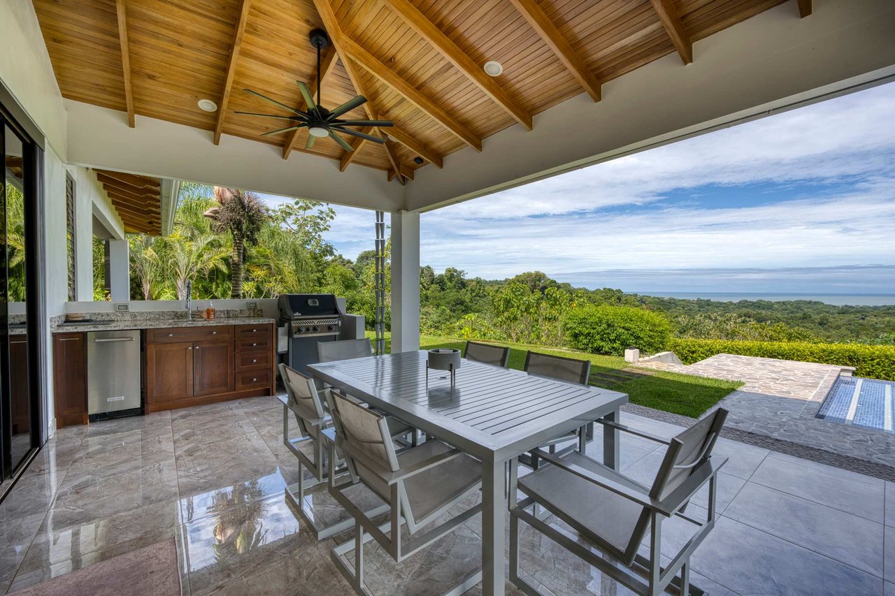 ELEGANT LUXURY HOME PLUS EXTRA LOT WITH OCEAN AND MOUNTAIN VIEWS