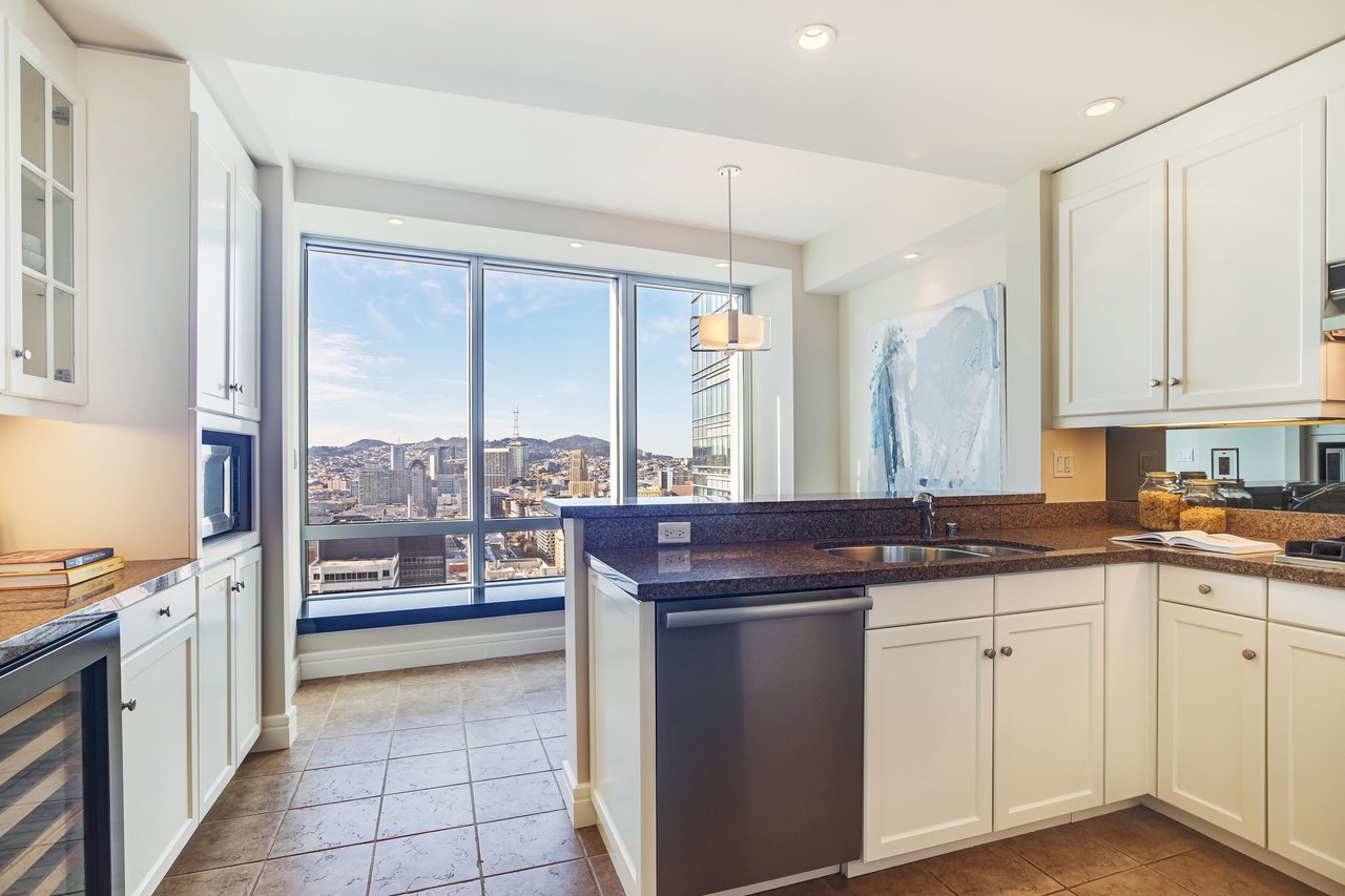 Four Seasons Residence 30A