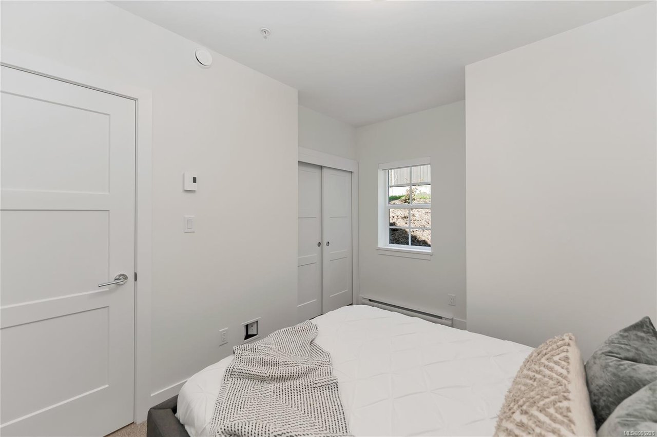 101 C-1224 Richardson St, Victoria