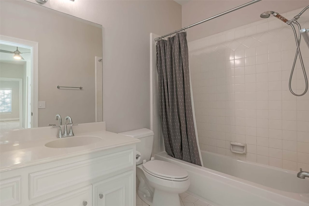 6 Norvell Ct