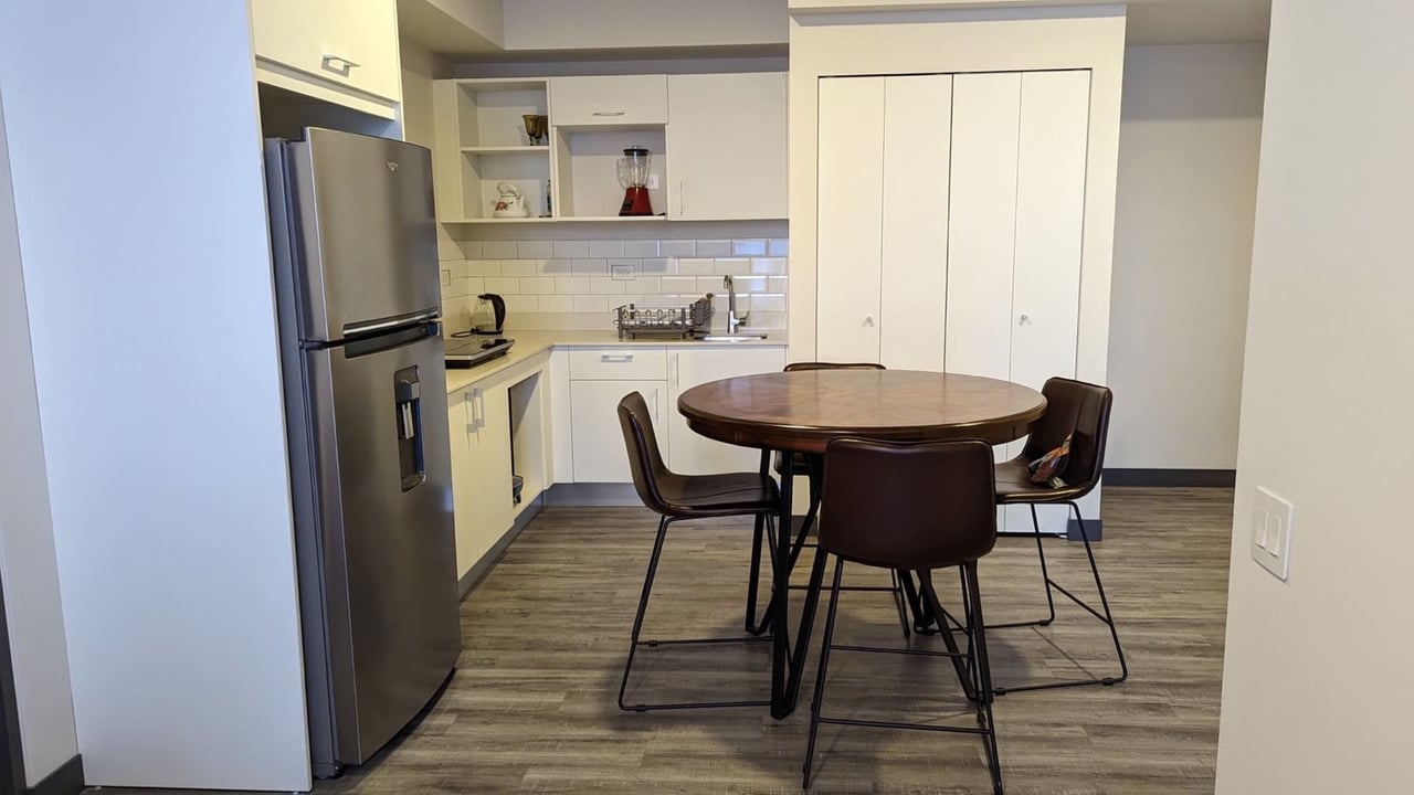 Furnished High Rise Condo, Sabana and Rohrmoser, San Jose