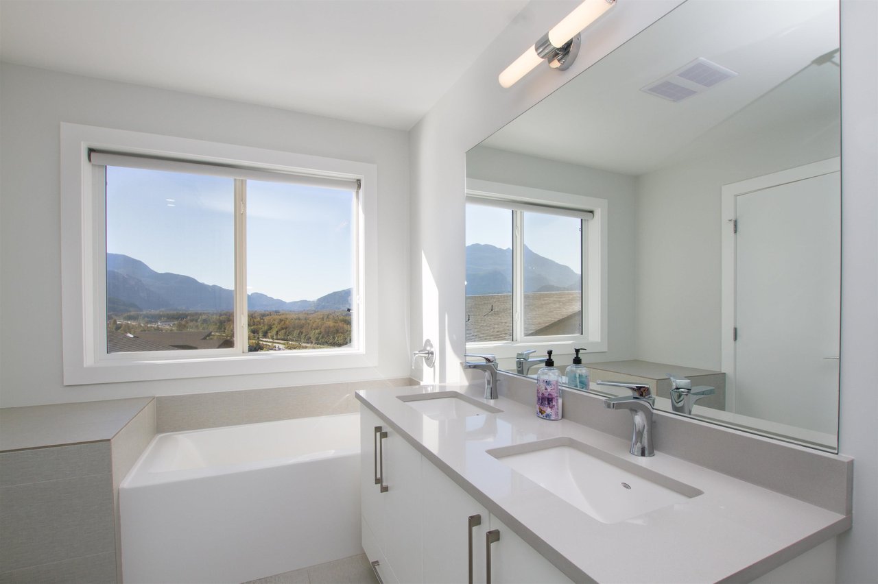 4-41333 Skyridge Pl