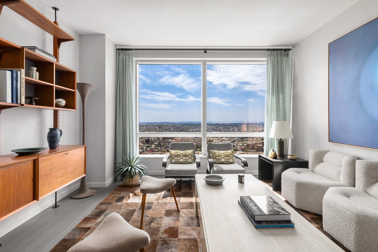 1 City Point Unit: 16D