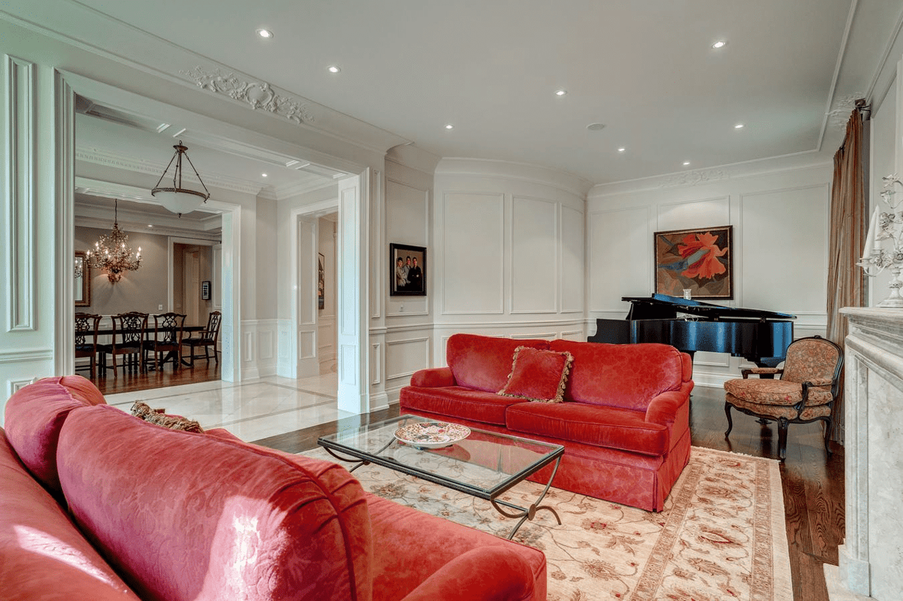 SOLD: Most Prestigious Location 