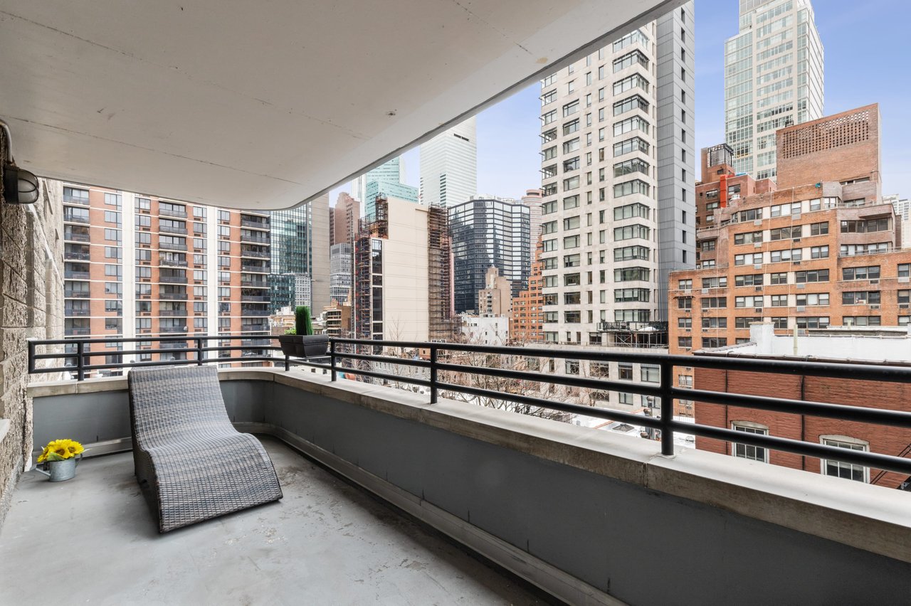 309 East 49th Street, Unit 9C