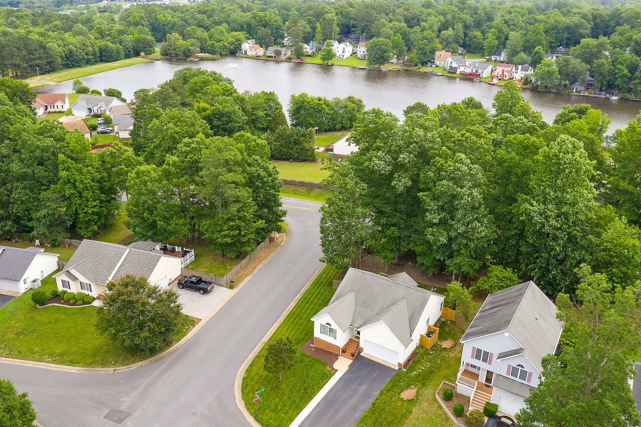 7601 Blue Cedar Drive