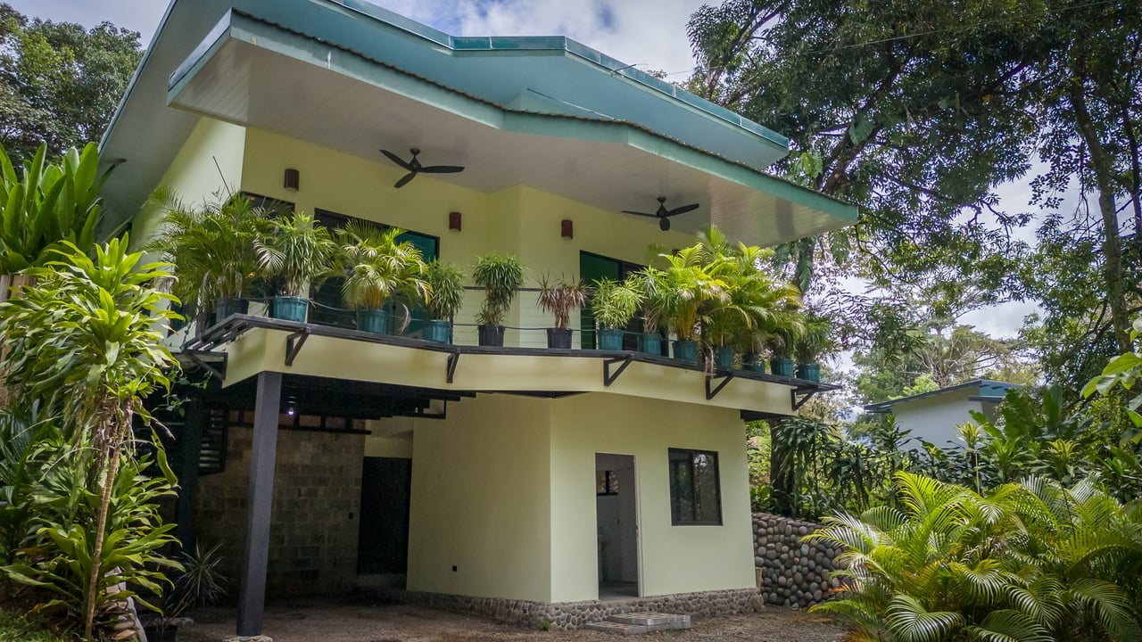 Seagull’s Nest Two Storey Villa in Uvita, 3 Bed,3 Bath & Pool