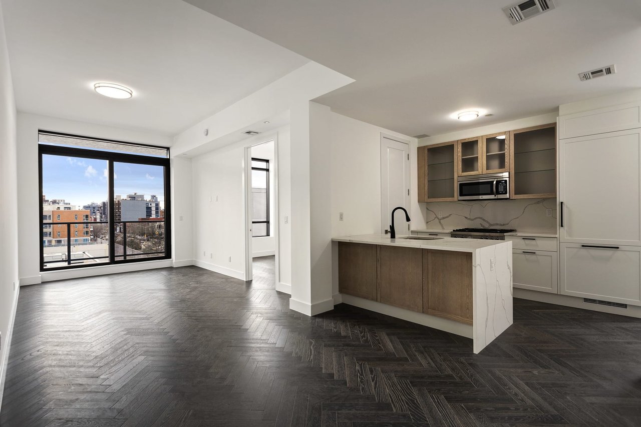 11-12 44th Dr. Unit: 4F