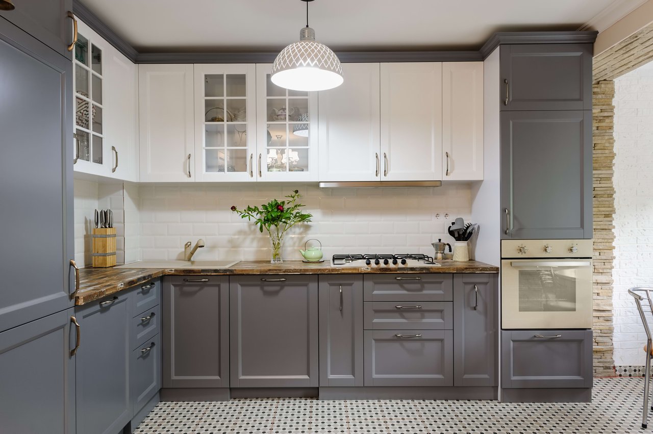 Unveiling the Color Code: How Wall Shades Impact Home Values and Buyer Preferences