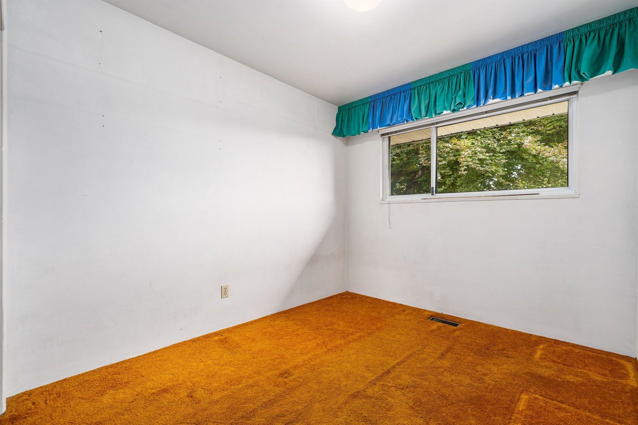 2915 Astor Dr