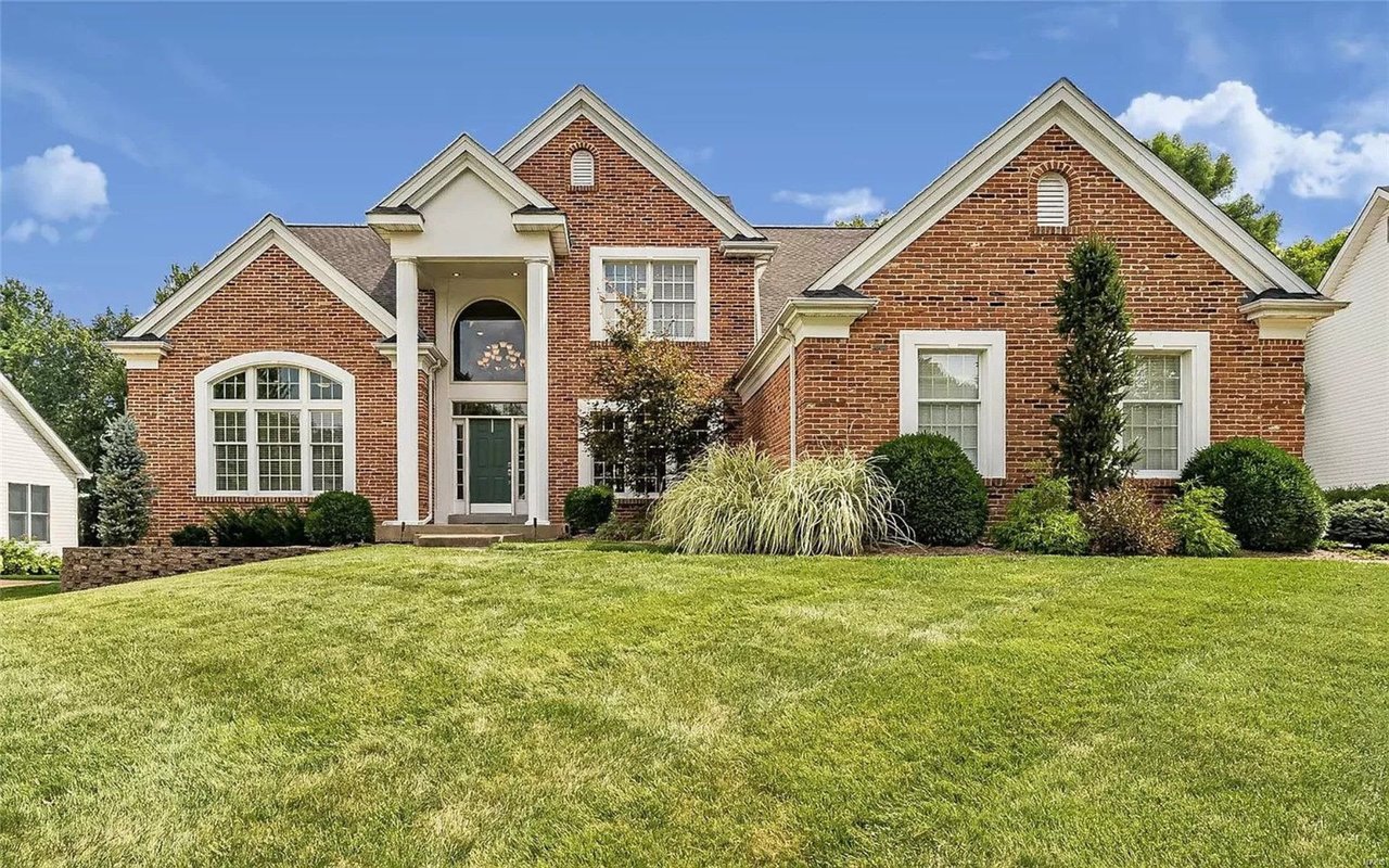 Live the Luxury in Polo Downs