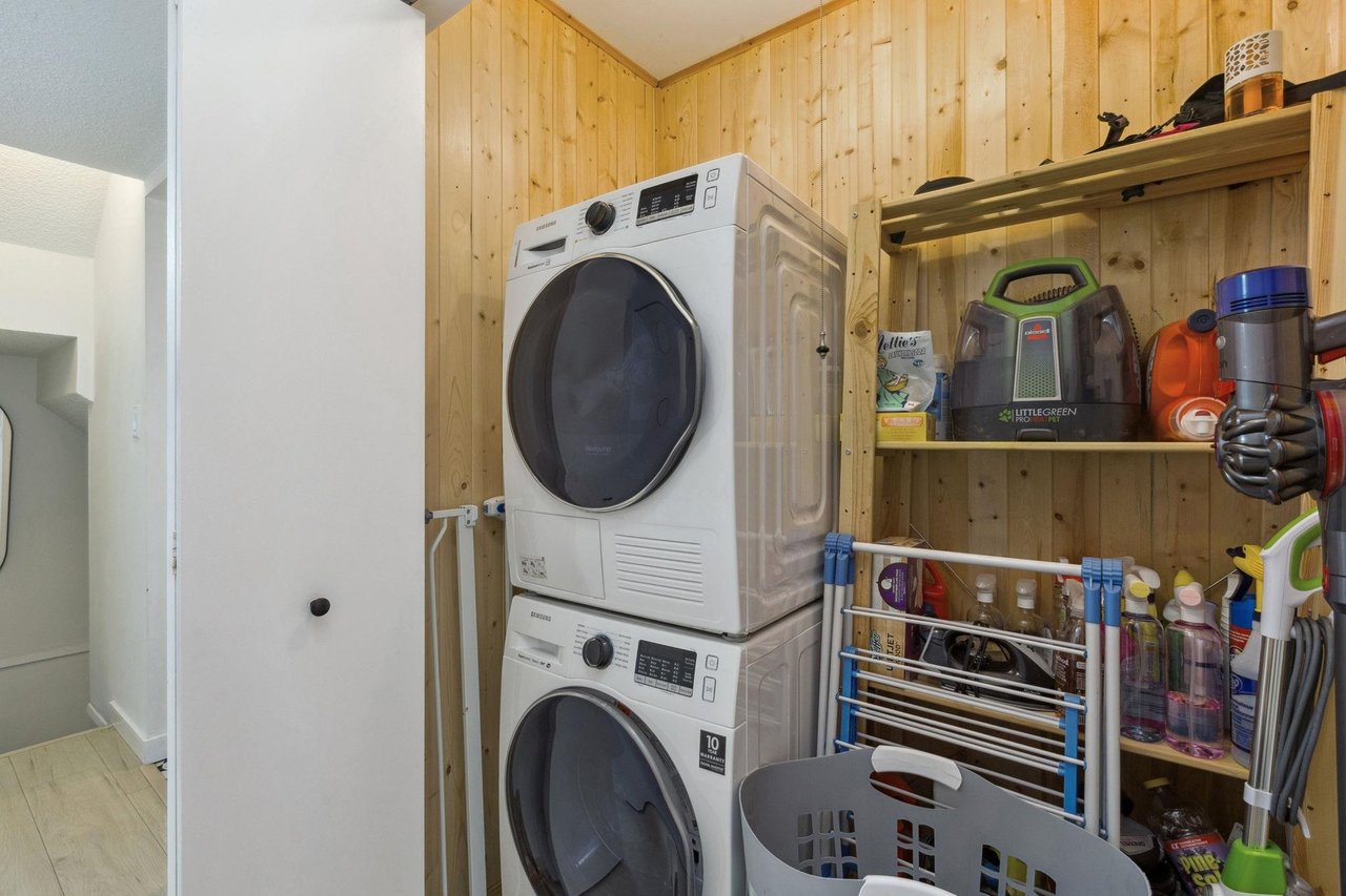 1894 Purcell Way, North Vancouver