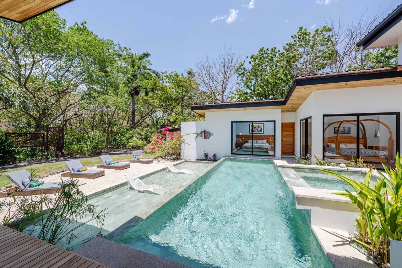 Modern Beachwalk Villa, Hacienda Pinilla, Guanacaste