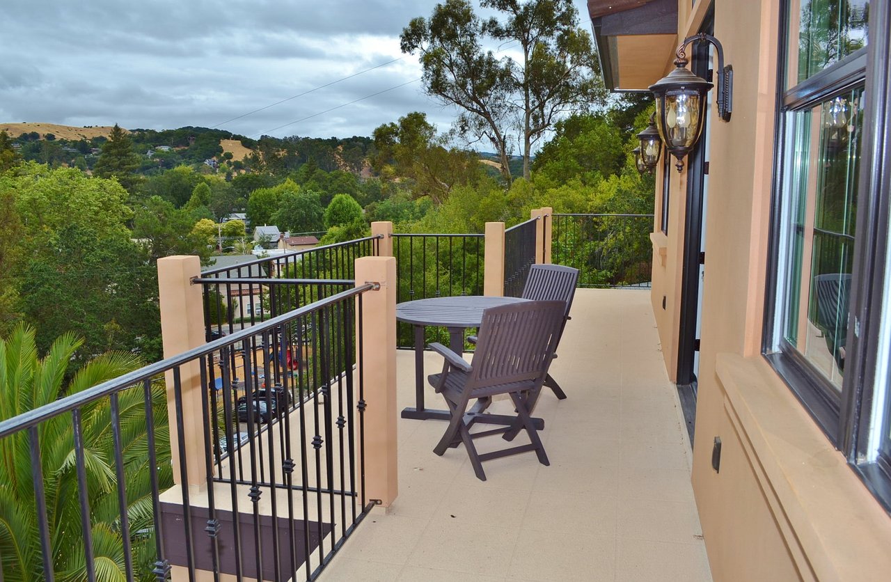 21 Forrest Avenue, San Anselmo