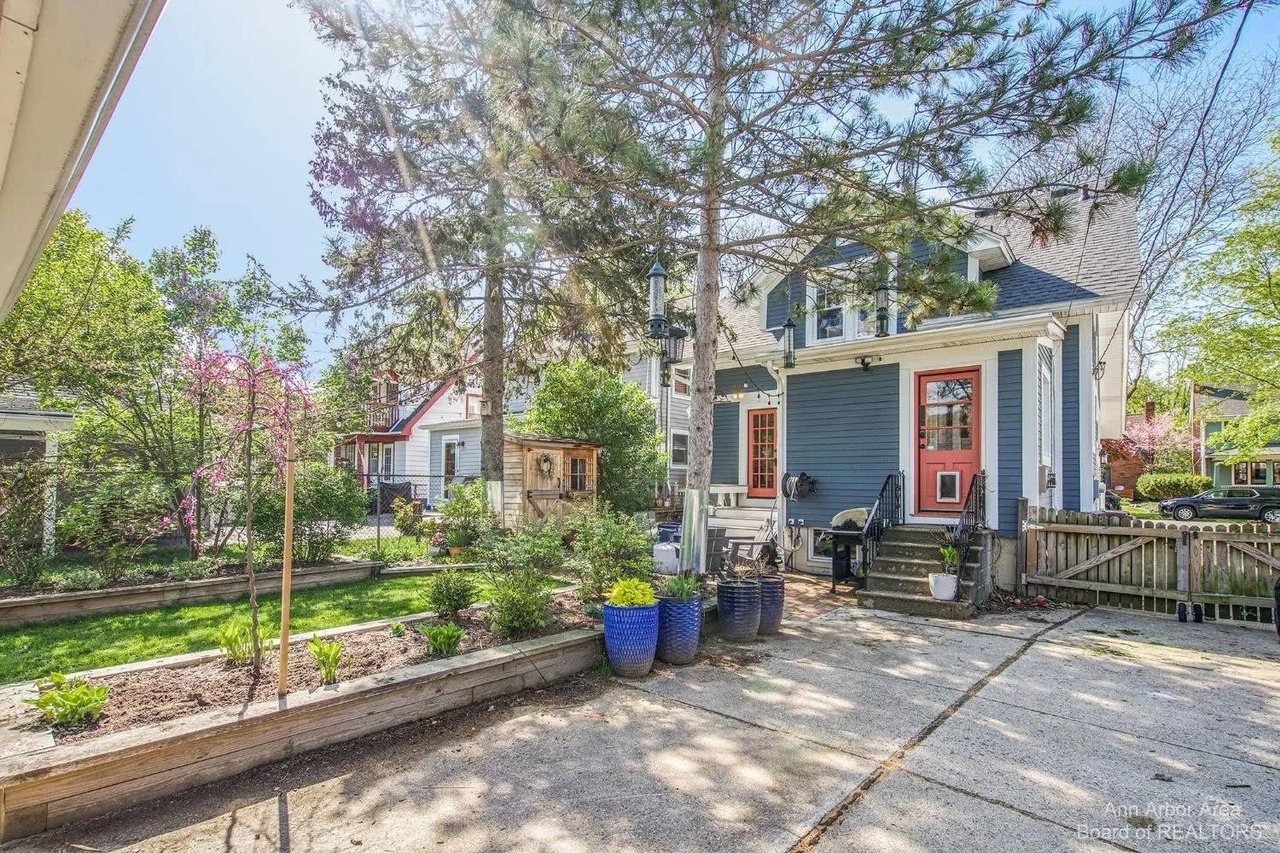 1309 Henry St, Ann Arbor, MI 48104