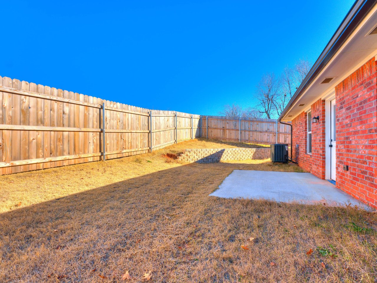 1218 Kingston Rd 
