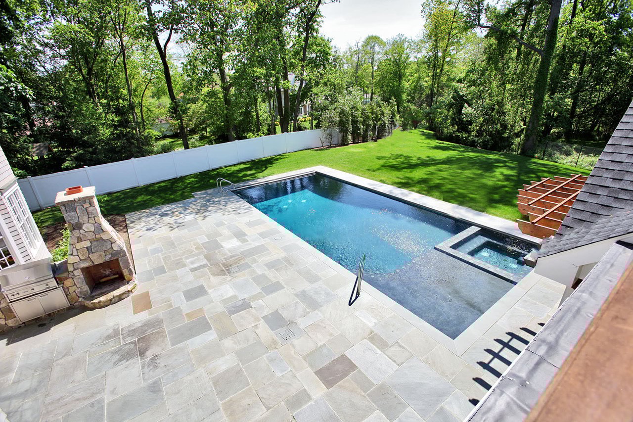 3 Glenwood Lane