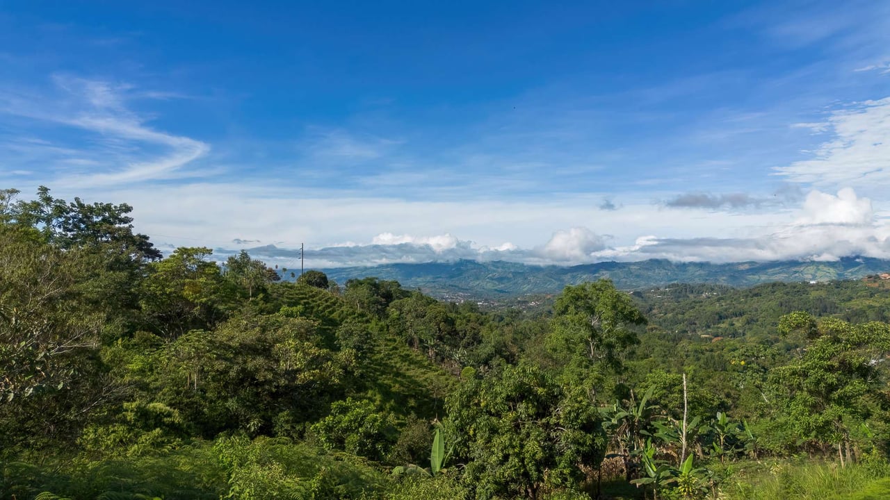 Valley View Lot in Quebradas, Pérez Zeledón.
