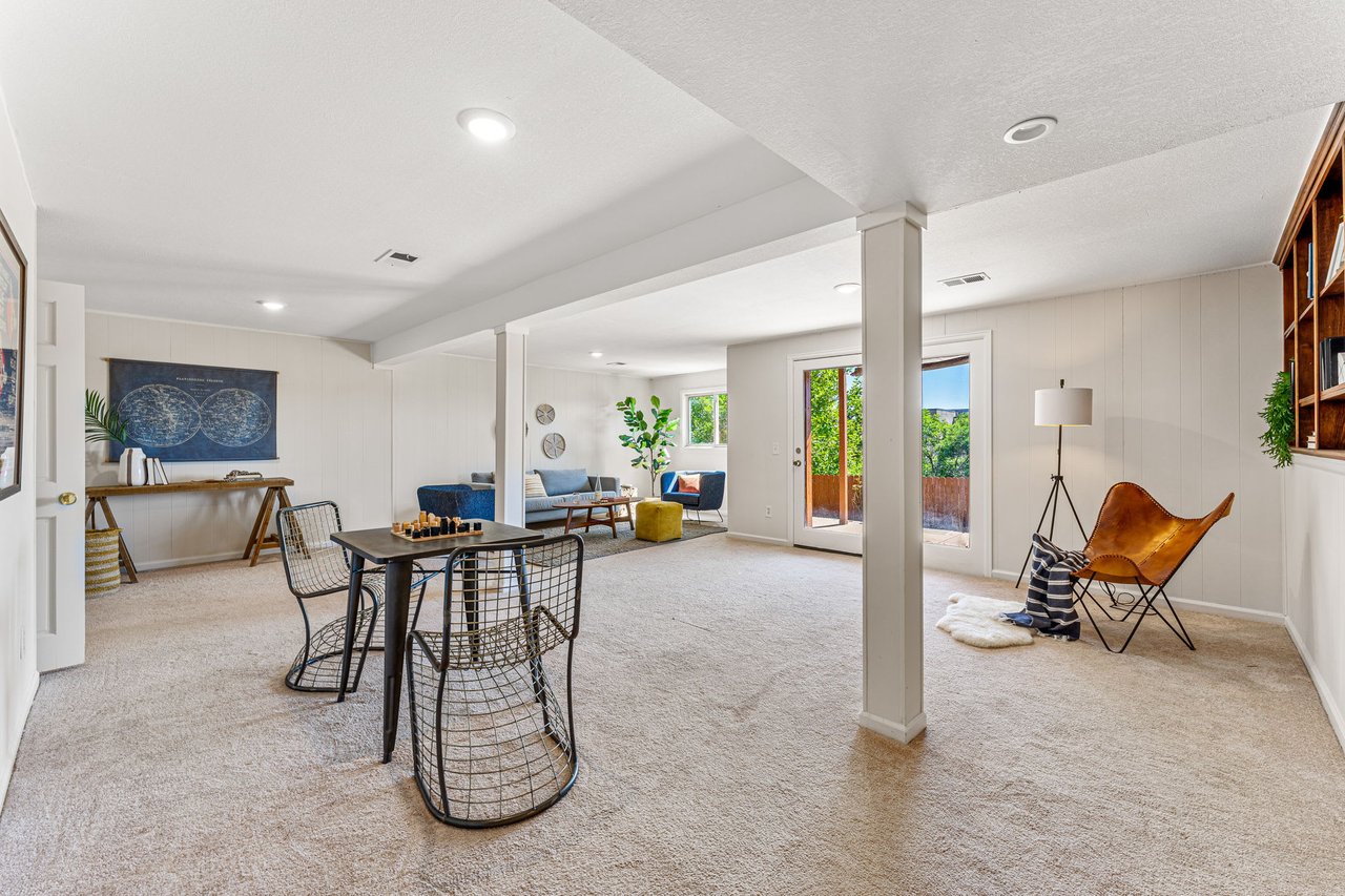 54 Wright Ct