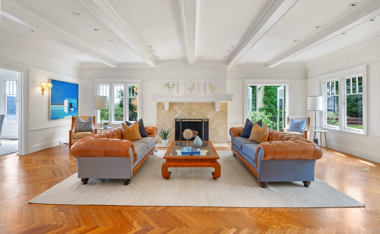 Iconic Belvedere View Estate