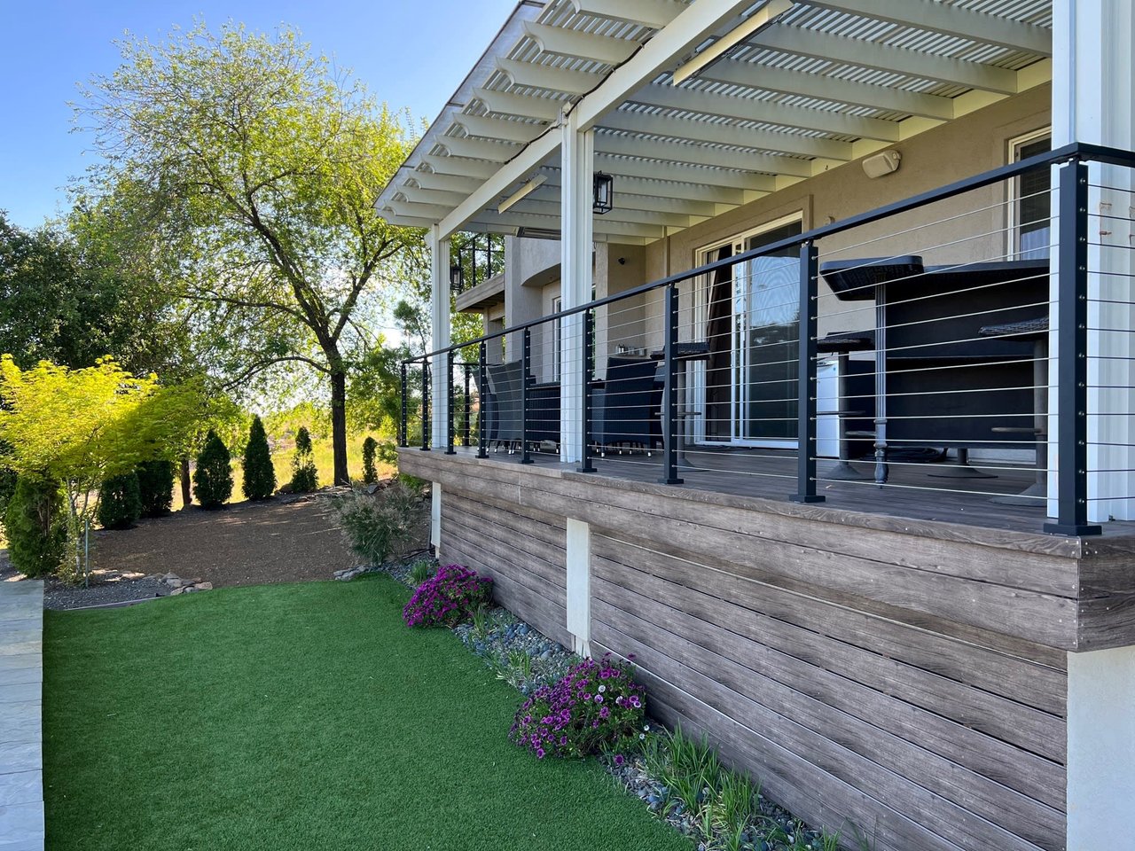 Property with Sweeping Views
