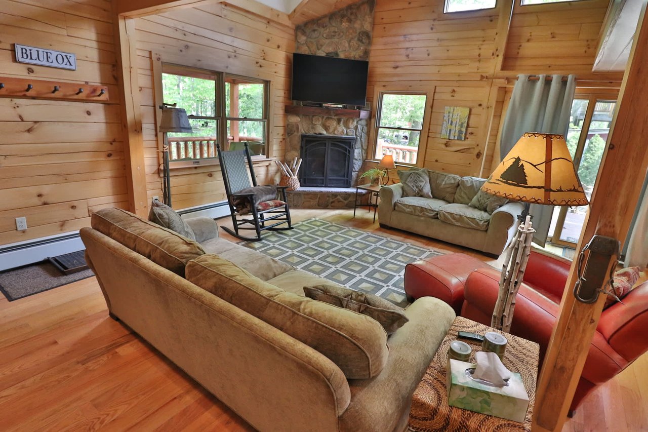 Single family log home ski season rental