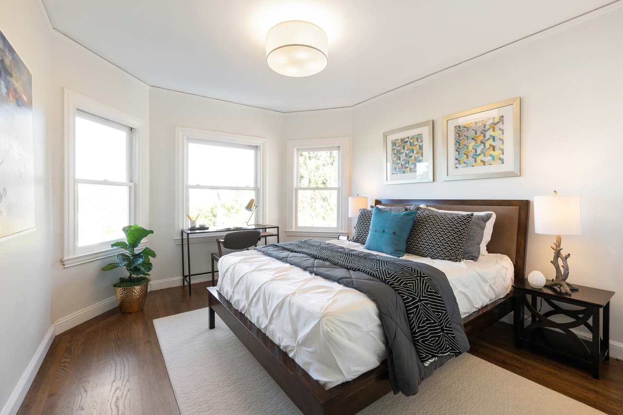 Classic Mediterranean in Forest Hill Extension