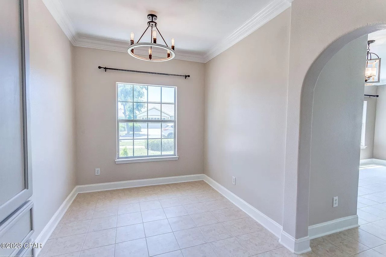 3308 Azalea Circle
