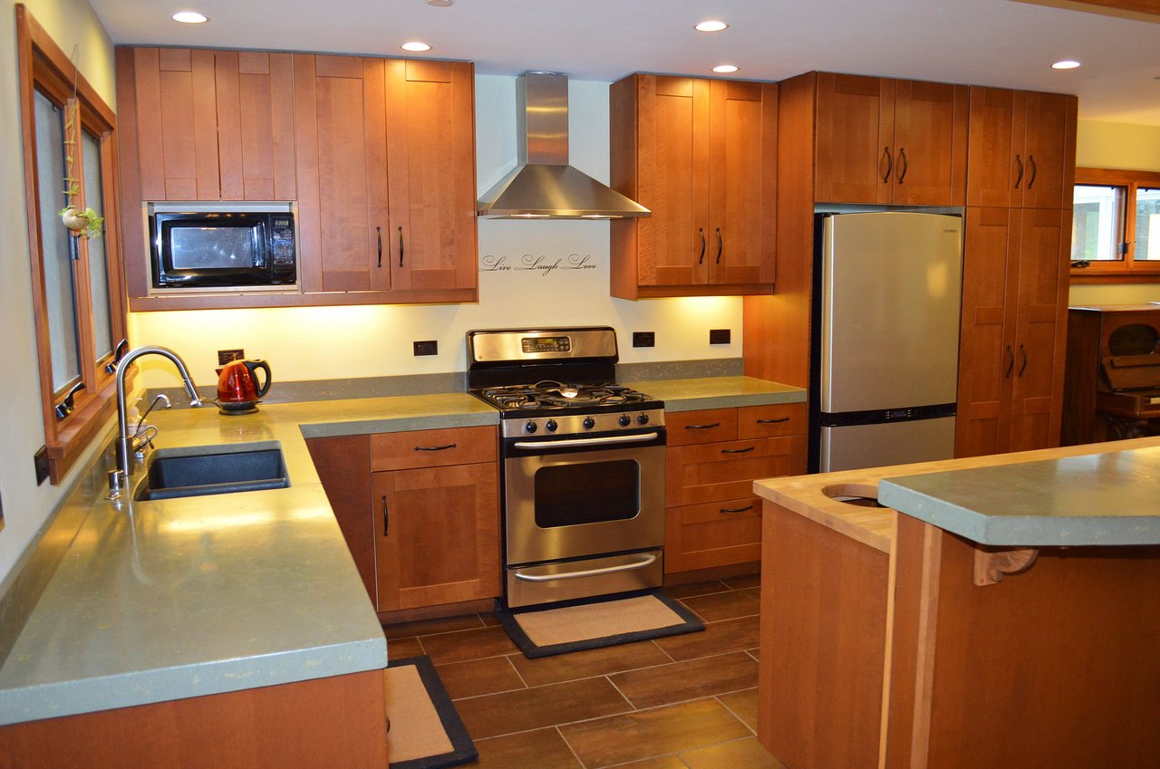 145 Ridgeway Avenue, Fairfax