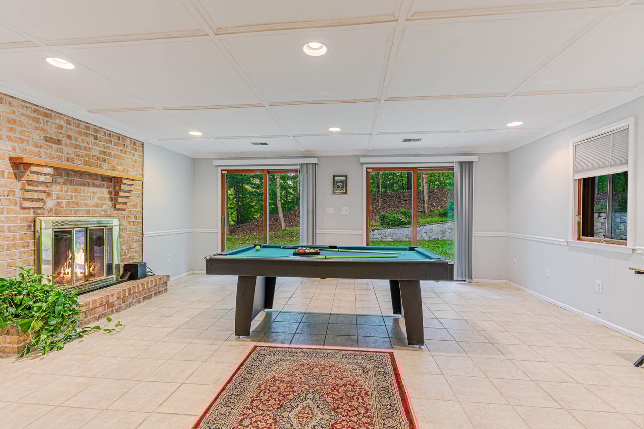 9225 Vendome Drive, Bethesda MD 20817