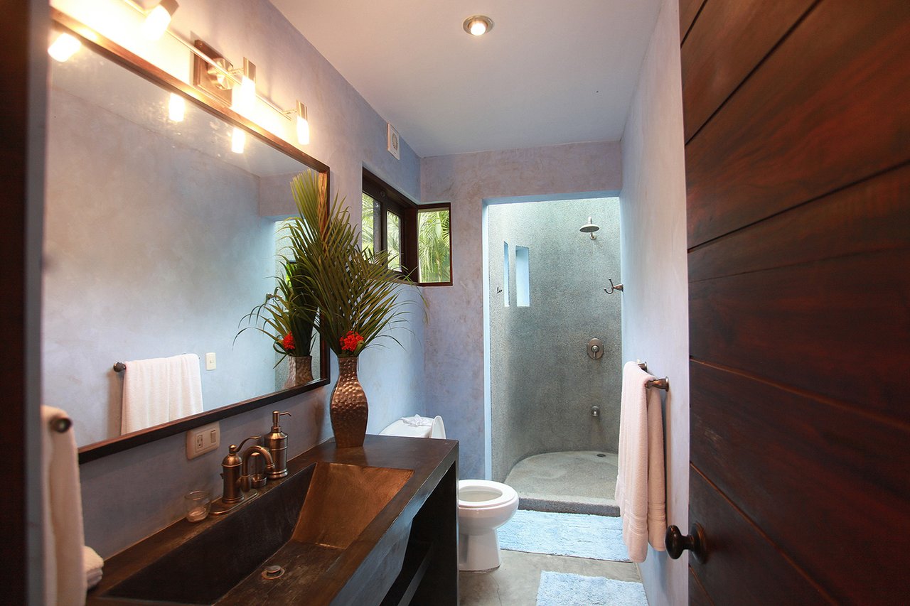 Pool Home Near Surf Break, Santa Teresa, Puntarenas